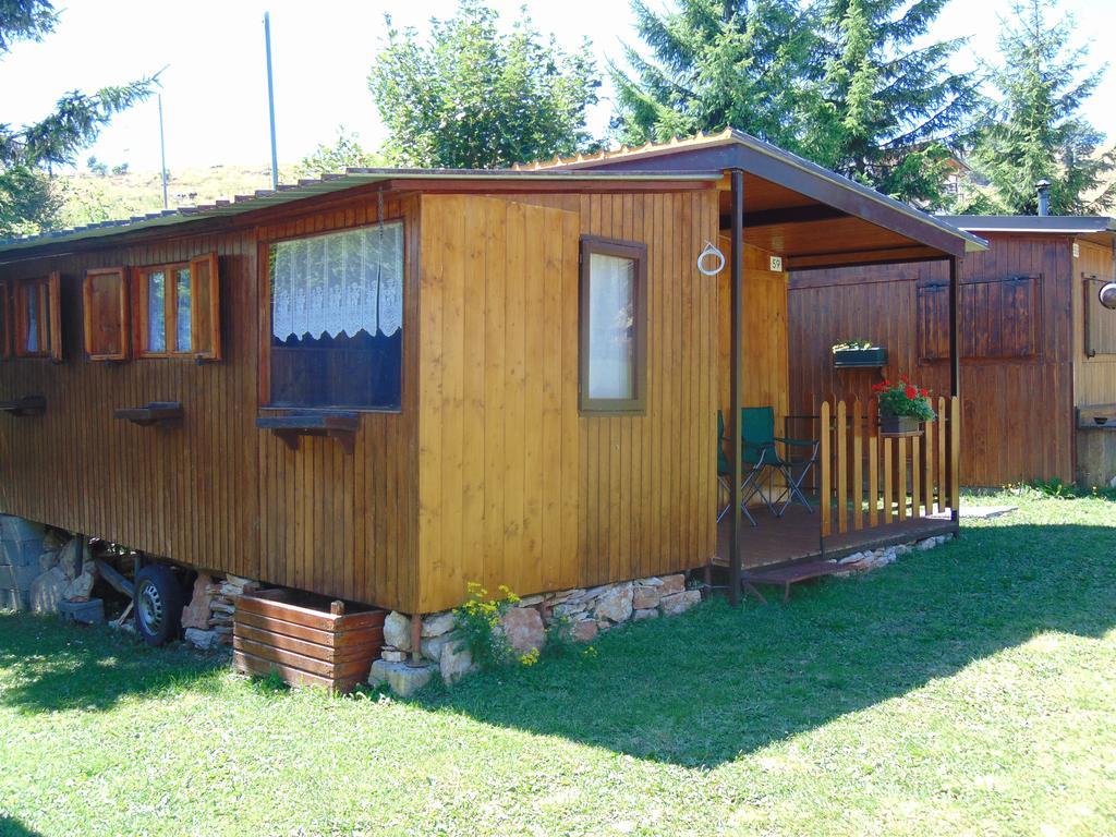 Campeggio Branchetto Hotell Bosco Chiesanuova Exteriör bild